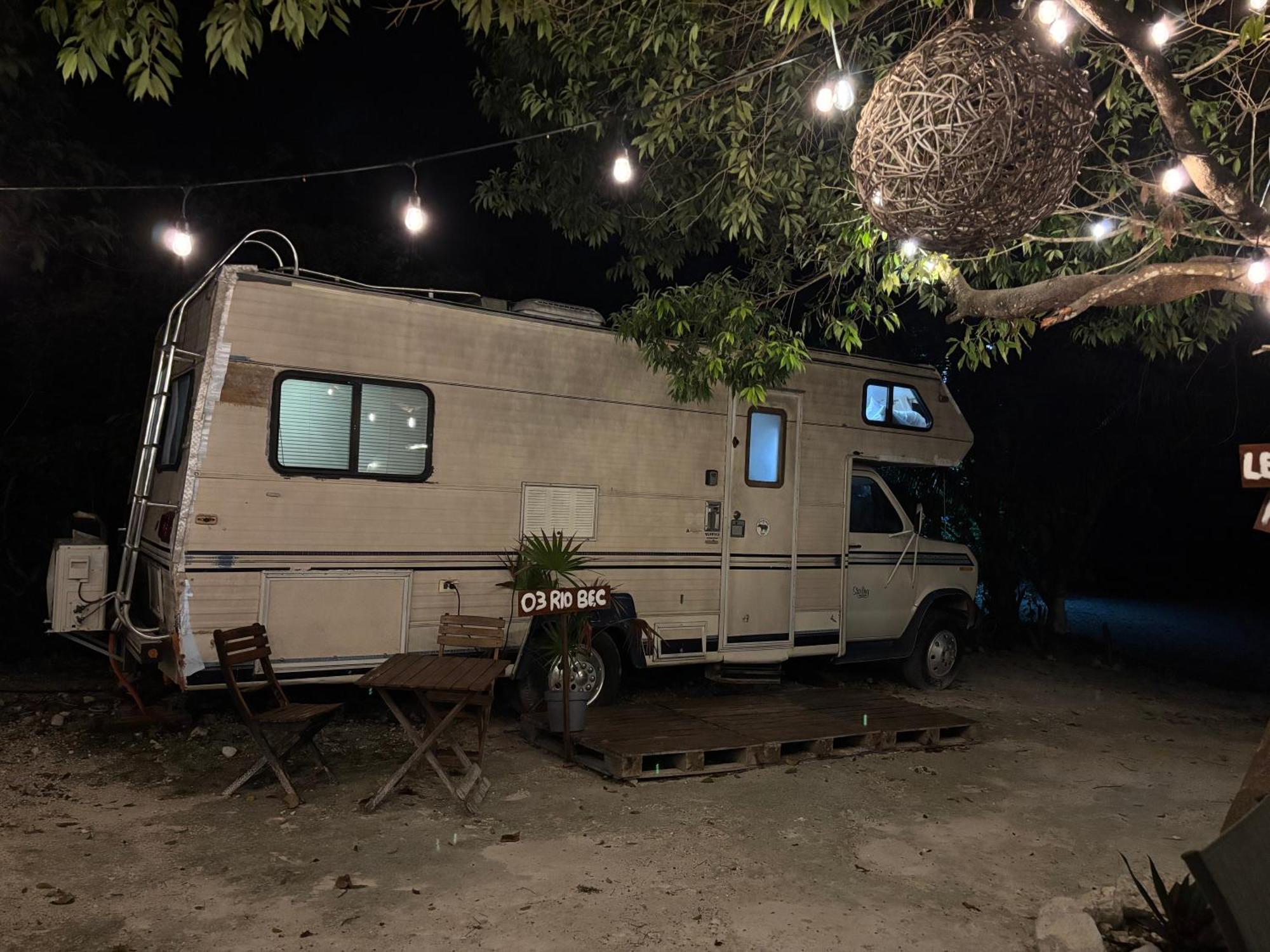 Momotoh Camper Hotel Xpujil Eksteriør billede
