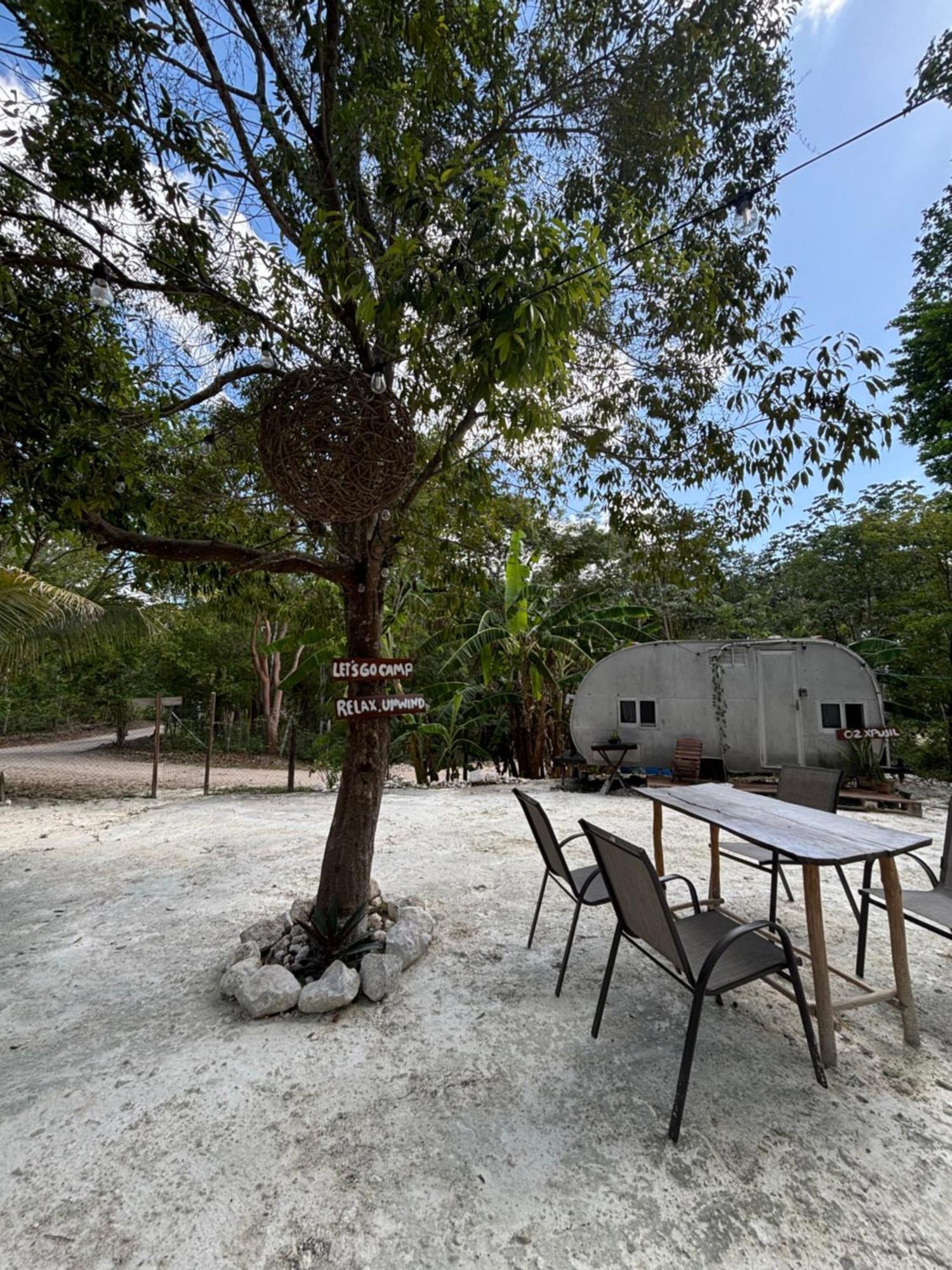 Momotoh Camper Hotel Xpujil Eksteriør billede